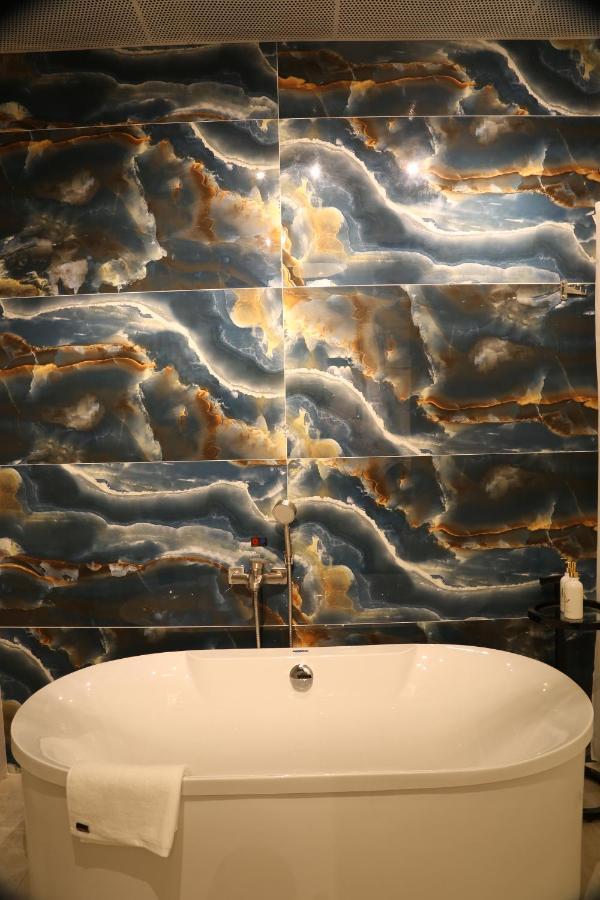 The Queendor Boutique Hotel Ho Şi Min Dış mekan fotoğraf
